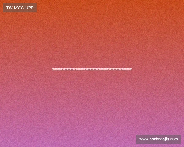 雪车世界杯赛事最新动态速览赛场内外精彩瞬间频现运动员奋勇拼搏感人至深赛事安全保障全面升级观众互动环节丰富